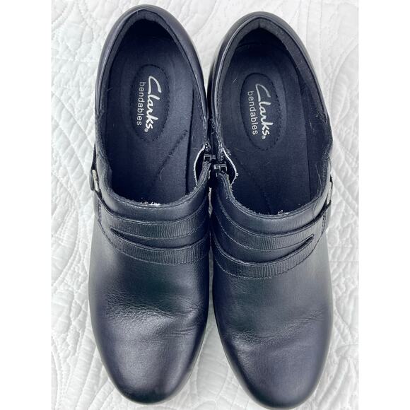 Clarks Bendables Women's Size 9.5M Black Slip On Leather Heels Comfort - Picture 7 of 11